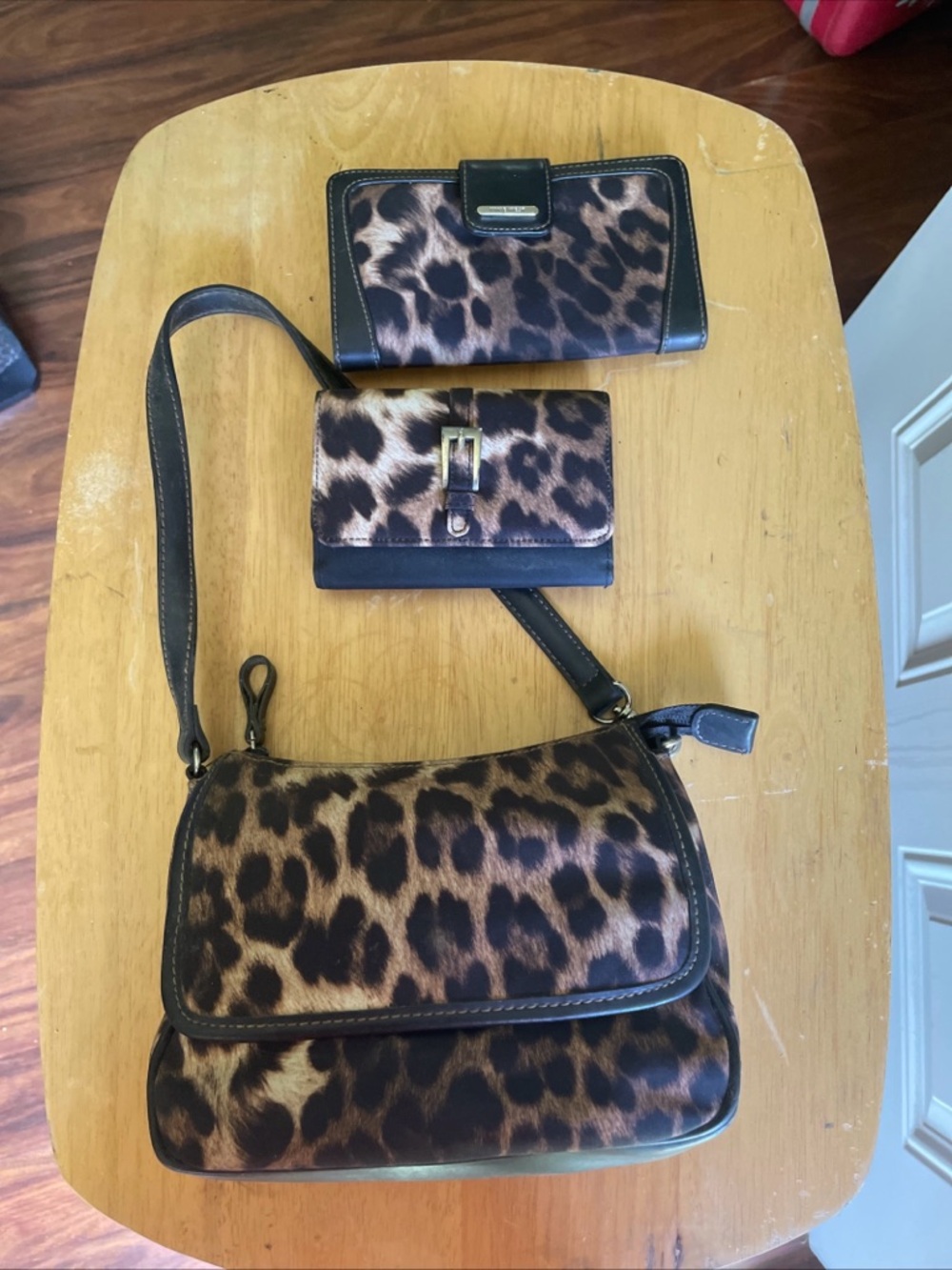 Source Unknown Leopard Print Crossbody Bag with Matching Wallets - Brown/Black